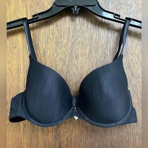 Vassarette Black Underwire Bra Sz 38B